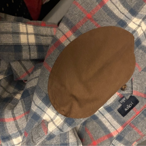 J. Crew Blue and Red Button Down Shirt for Casual Comfort - Picture 4 of 4